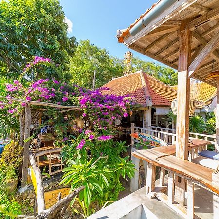 Padang Padang Breeze Hotell Uluwatu Exteriör bild